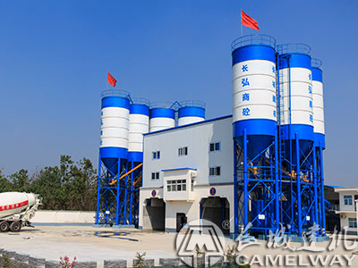 修铁路建商混站